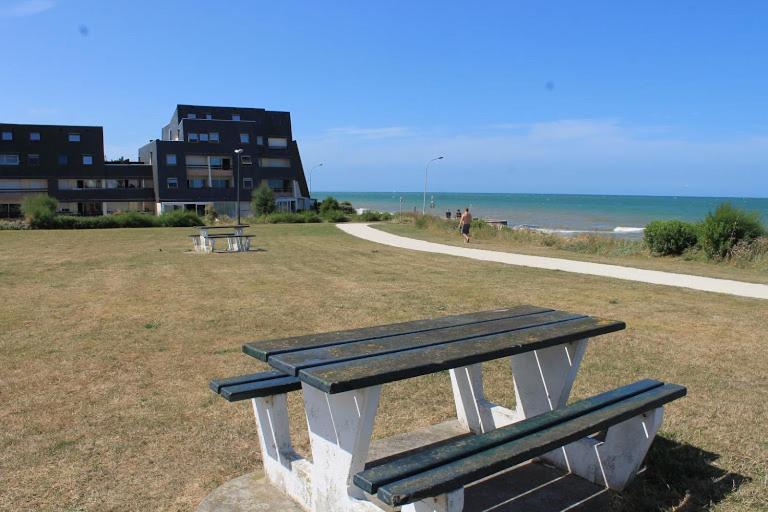 Apartment Beau Front De Cosy Acces Direct St Aubin Sur *